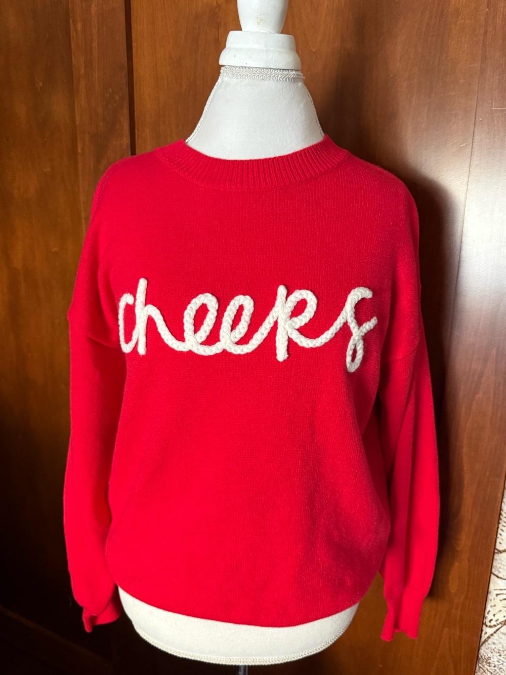 ⚜️LULUS CHEERS RED EMBROIDERED SWEATER HOLIDAY SIZE M/L LIKE NEW ⚜️